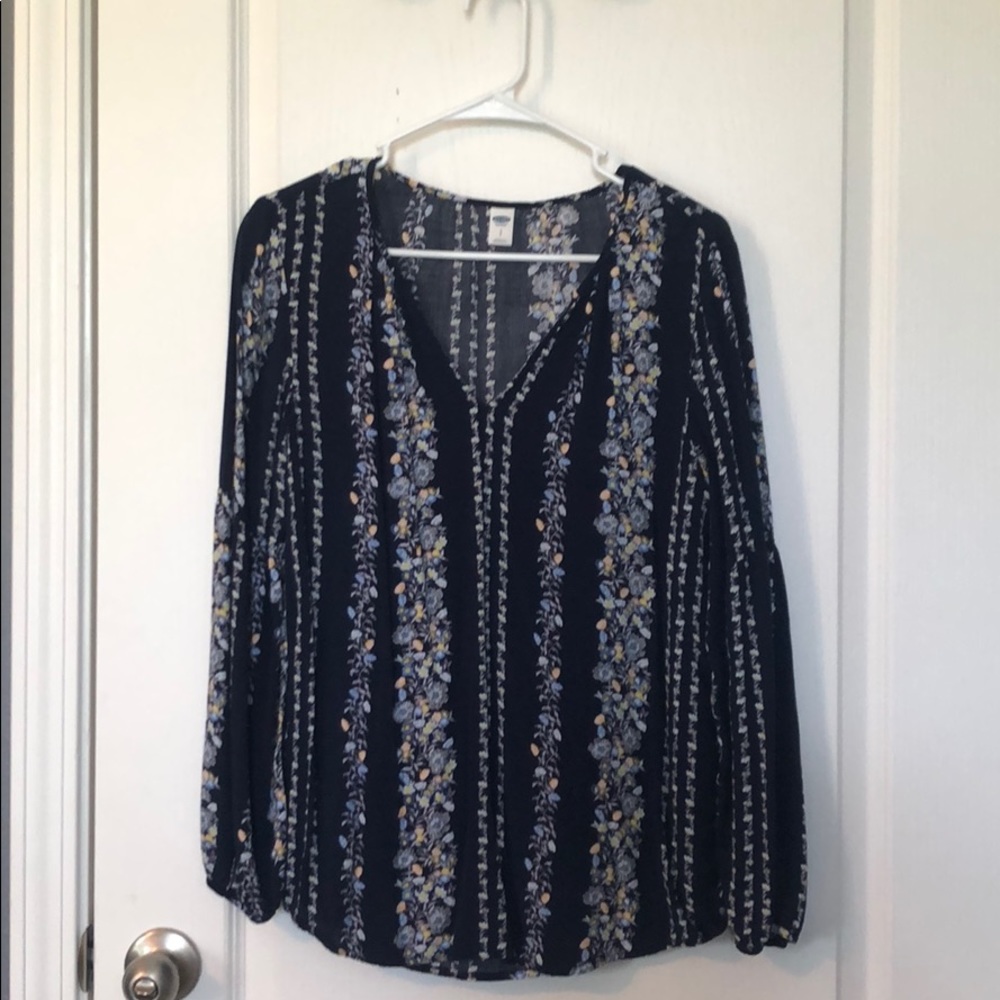 Old Navy top
